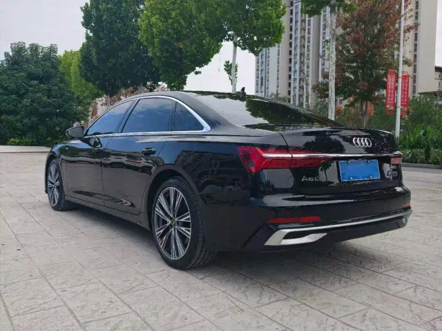 Audi A6L — Фото автомобиля 8