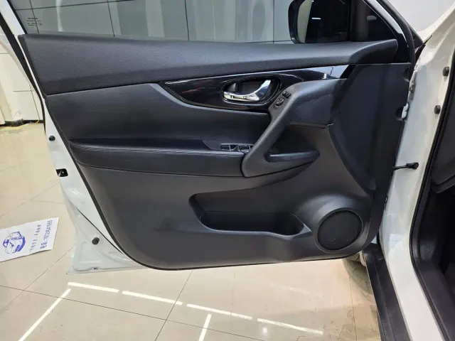 Nissan X-Trail — Фото автомобиля 11