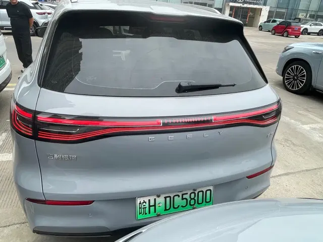 Geely Galaxy E5 — Фото автомобиля 8