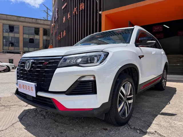 Фотография автомобиля — Changan CS75