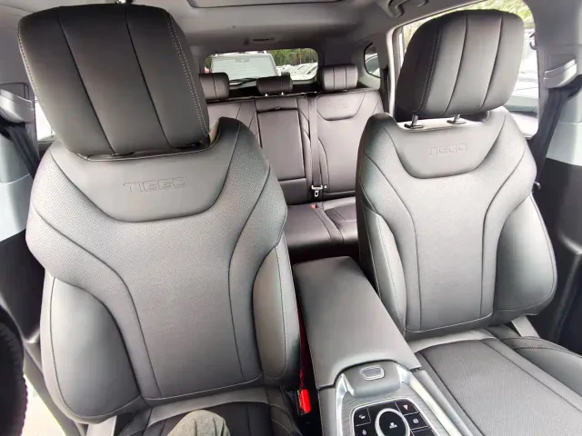 Chery Tiggo 8 — Фото автомобиля 13