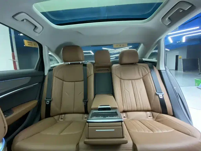 Audi A6L — Фото автомобиля 27