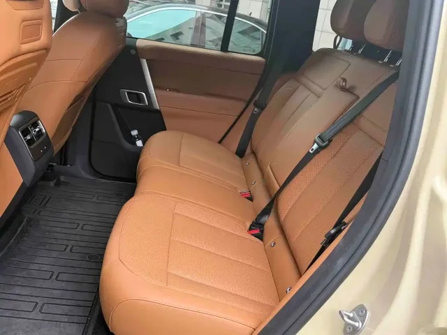iCAR iCAR V27 2026 200KM AWD Falcon 500 — Фото автомобиля 5