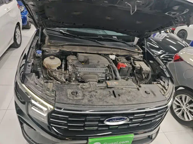 Ford Edge — Фото автомобиля 19