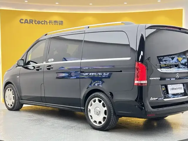Mercedes-Benz V-Class — Фото автомобиля 6