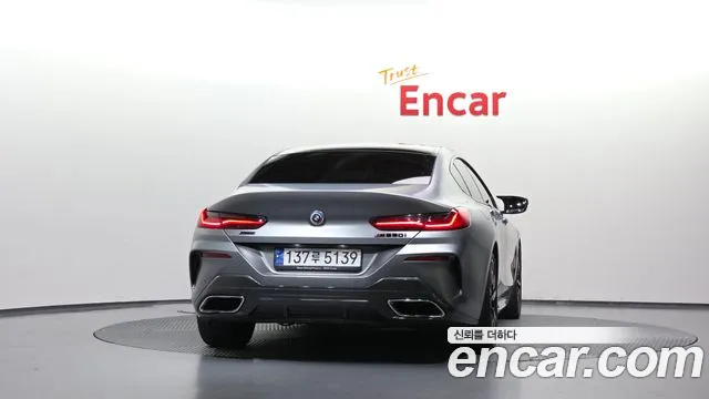 BMW 8 Series G15 — Фото автомобиля 4