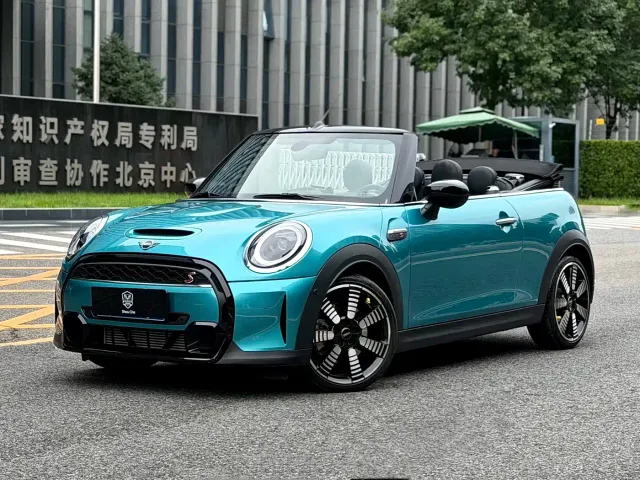Фотография автомобиля — MINI Hatch