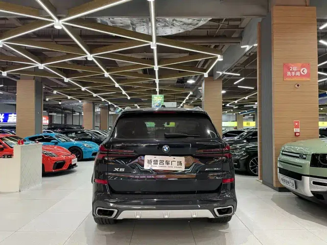 BMW X5 — Фото автомобиля 13