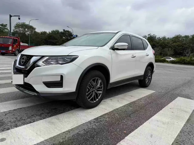 Фотография автомобиля — Nissan X-Trail