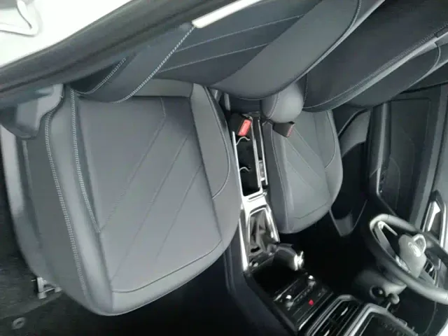 Volkswagen Tharu — Фото автомобиля 24