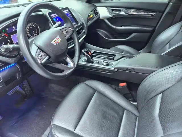 Cadillac CT5 — Фото автомобиля 4