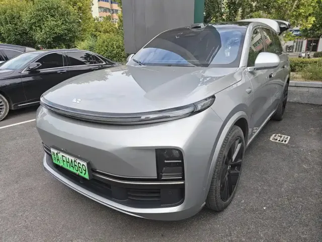 Фотография автомобиля — Li Auto L9