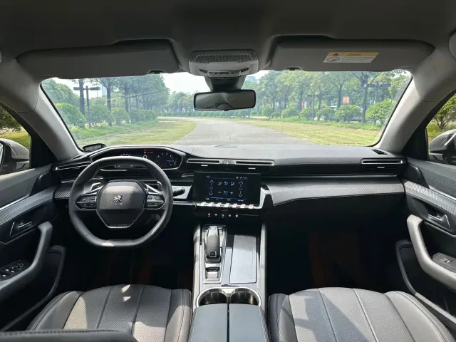 Peugeot 508 — Фото автомобиля 11