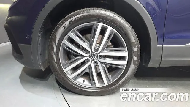 Volkswagen Tiguan — Фото автомобиля 5