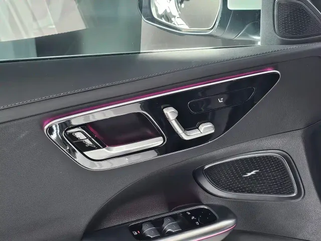 Mercedes-Benz C-Class — Фото автомобиля 13