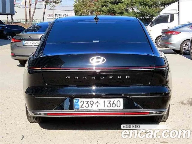 Hyundai Grandeur GN7 — Фото автомобиля 8