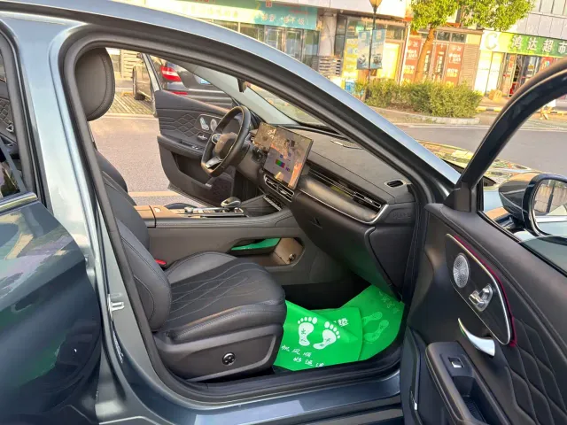 Chery Arrizo 8 PRO — Фото автомобиля 12