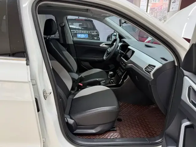 Volkswagen Tanying 2021 1.5L Automatic Smart Connect Edition — Фото автомобиля 21