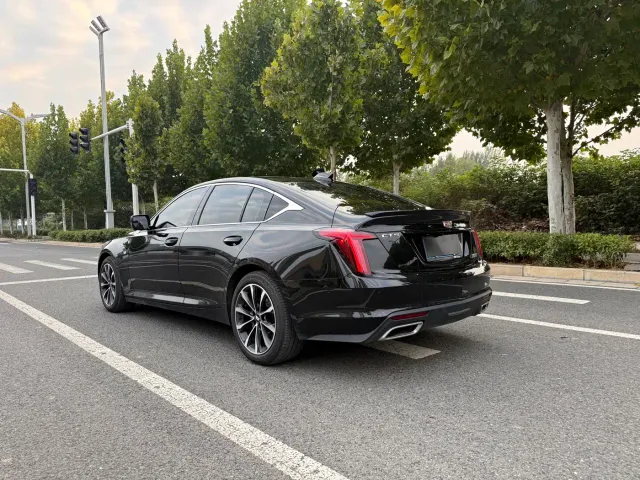 Cadillac CT5 — Фото автомобиля 9