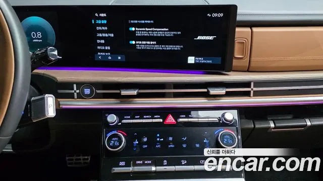 Hyundai Santafe Santa Fe (MX5) Бензин 2.5T 2WD — Фото автомобиля 15