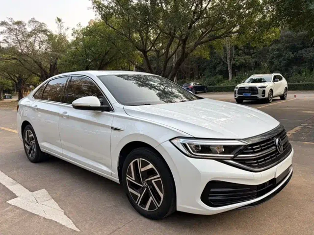 Volkswagen Sagitar — Фото автомобиля 3
