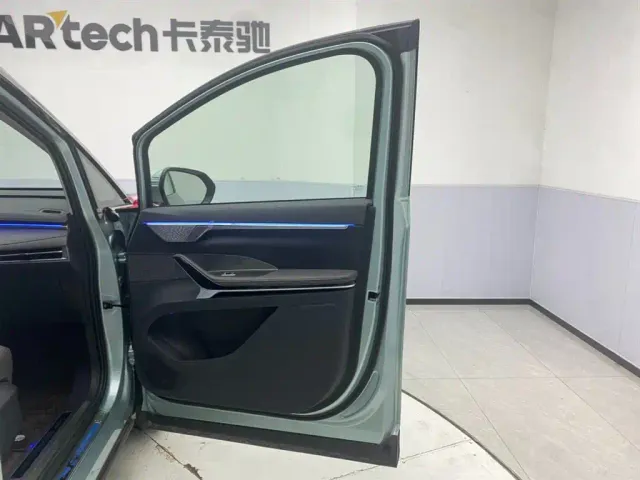 Maxus Dajia 7 — Фото автомобиля 28
