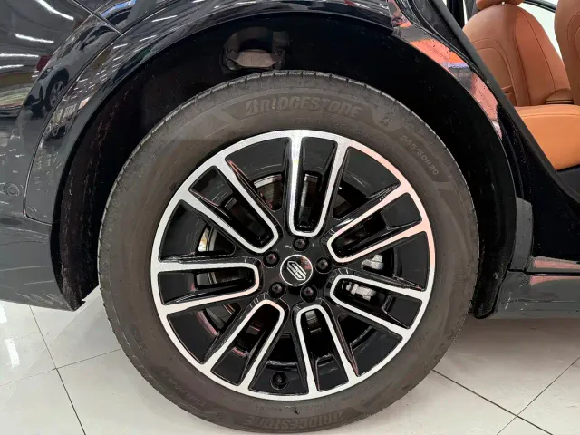 Shangjie SUV — Фото автомобиля 17