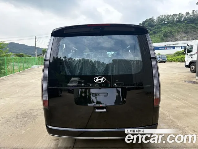 Hyundai Staria Новый Staria — Фото автомобиля 4