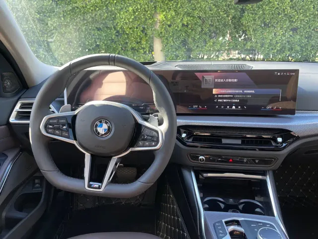 BMW 3 Series — Фото автомобиля 12