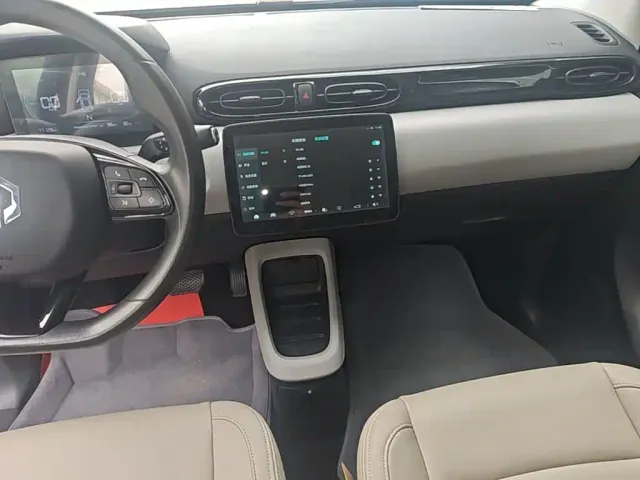 Leapmotor T03 — Фото автомобиля 12
