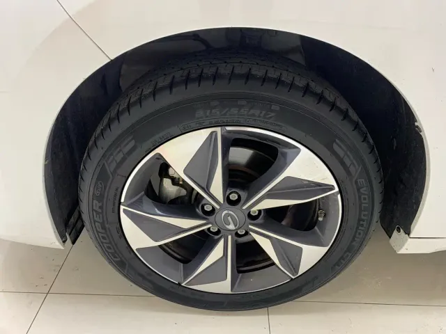 GAC Trumpchi M6 — Фото автомобиля 7