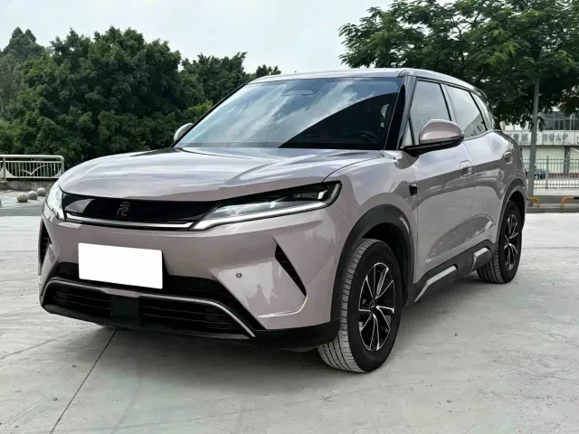 Фотография автомобиля — BYD Yuan UP