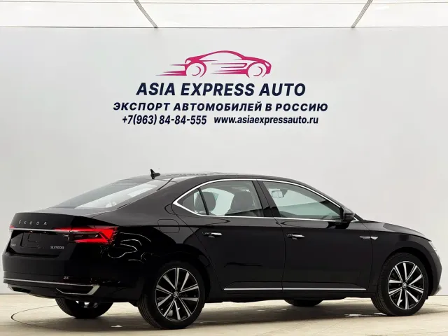 Skoda Superb — Фото автомобиля 4