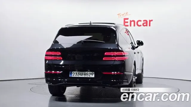 Genesis GV80 — Фото автомобиля 3