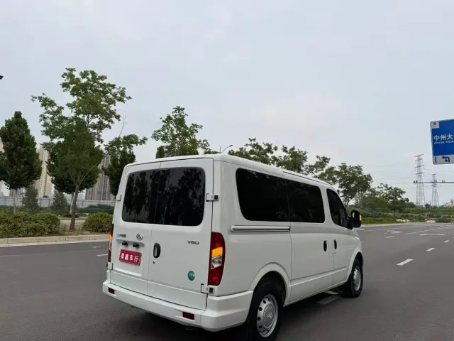 Maxus Xintu V80 — Фото автомобиля 10