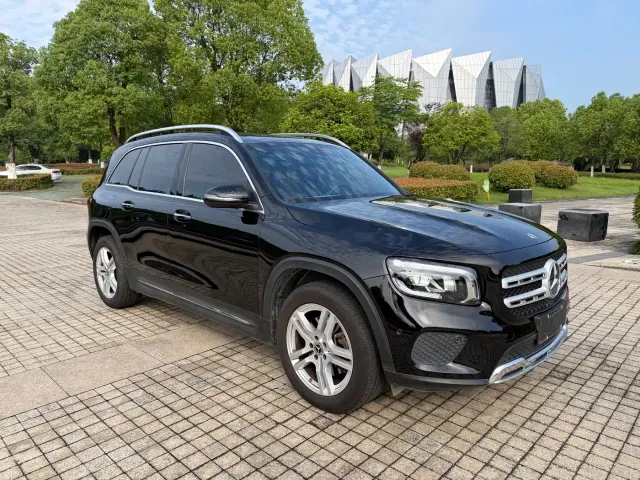 Mercedes-Benz GLB-Class — Фото автомобиля 3
