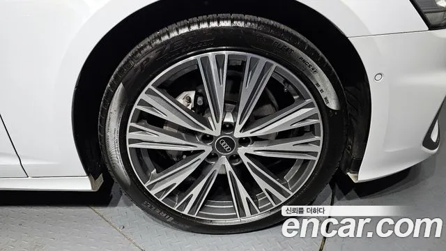Audi A6 45 TFSI quattro Premium — Фото автомобиля 5