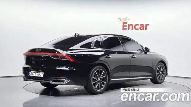 Hyundai Grandeur Grandeur (New) — Фото автомобиля 2