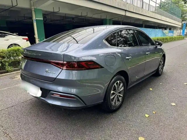 BYD Qin PLUS — Фото автомобиля 6