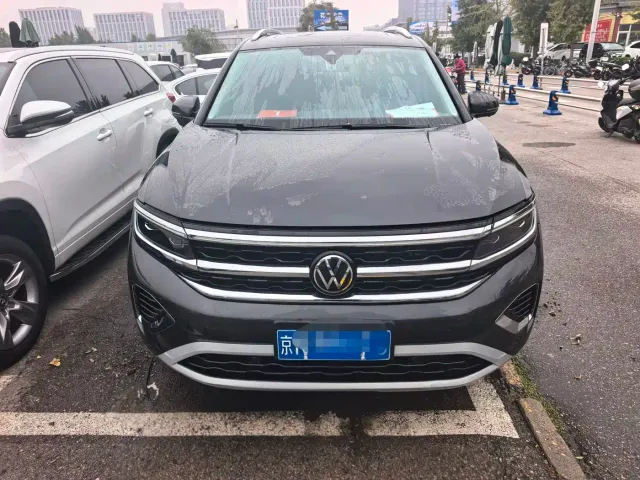 Volkswagen Talagon — Фото автомобиля 2