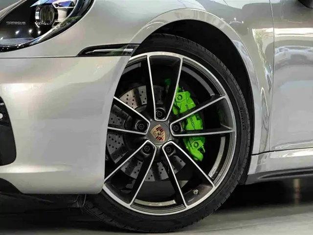 Porsche 911 — Фото автомобиля 5