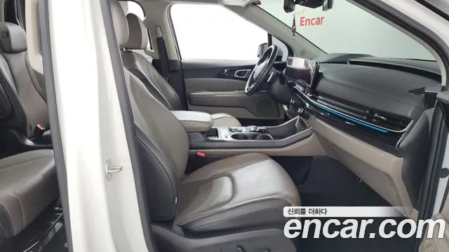 Kia Carnival Generation 4 — Фото автомобиля 26