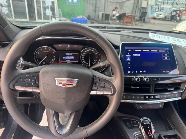 Cadillac CT5 — Фото автомобиля 15