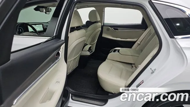 Hyundai Grandeur — Фото автомобиля 19