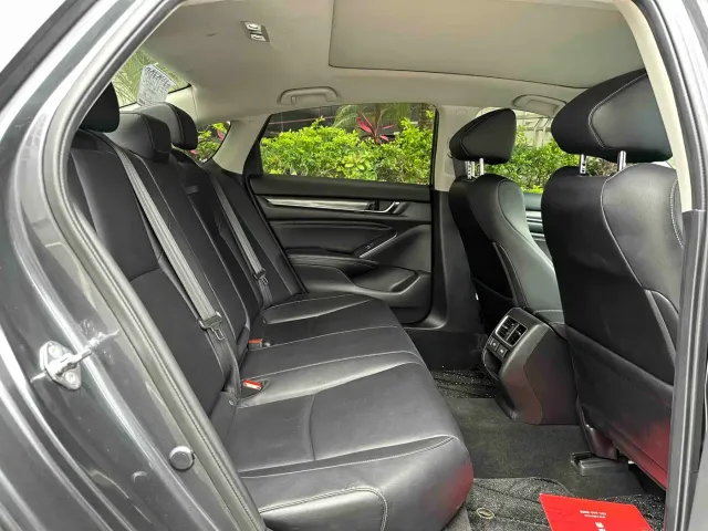 Honda Accord — Фото автомобиля 29