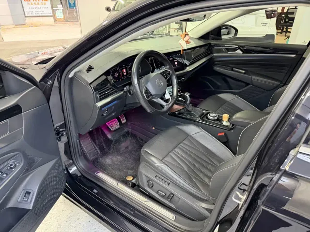 Volkswagen Passat — Фото автомобиля 7