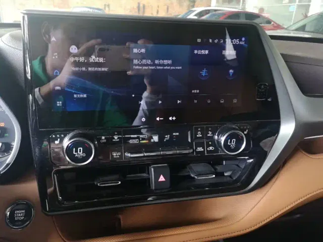 Toyota Highlander — Фото автомобиля 8