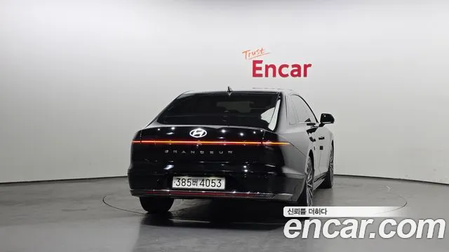 Hyundai Grandeur — Фото автомобиля 4