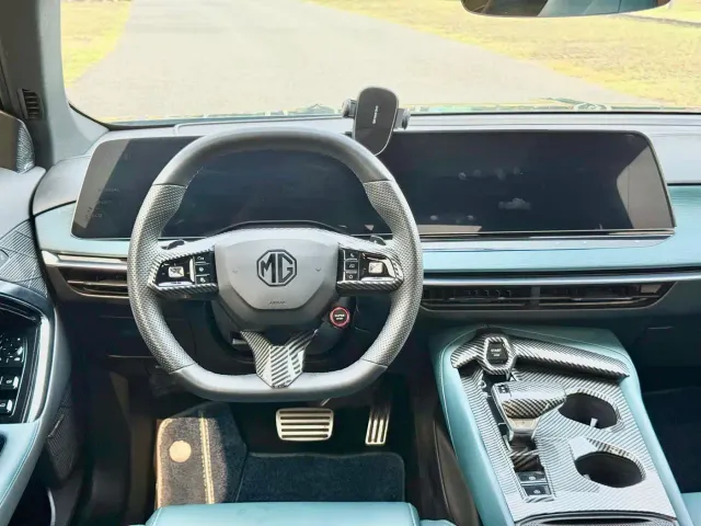 MG 7 — Фото автомобиля 12