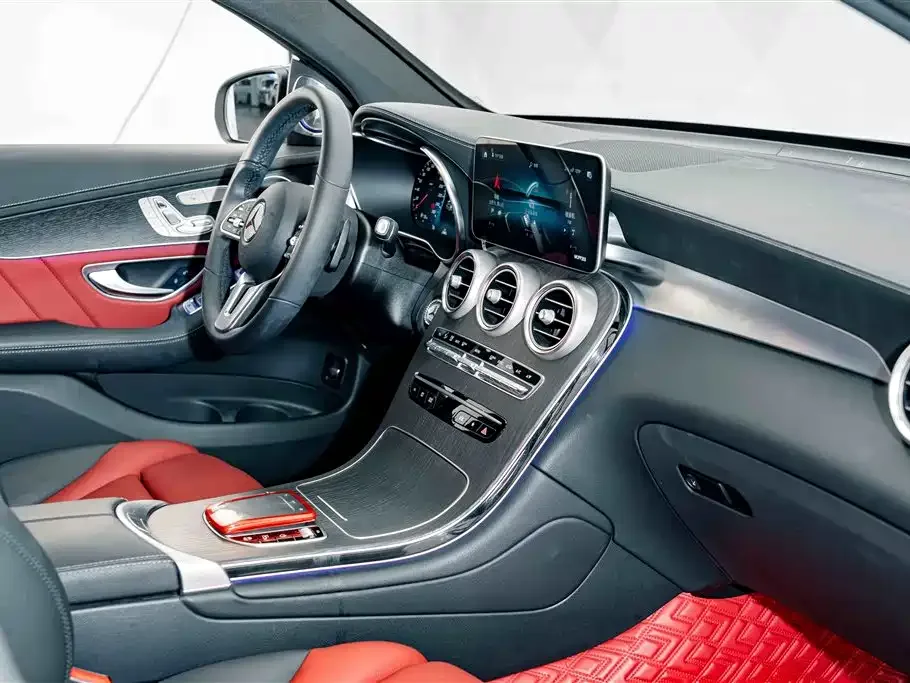 Mercedes-Benz Mercedes-Benz GLC Coupe 2021 GLC 300 4MATIC Coupe SUV — Фото автомобиля 19